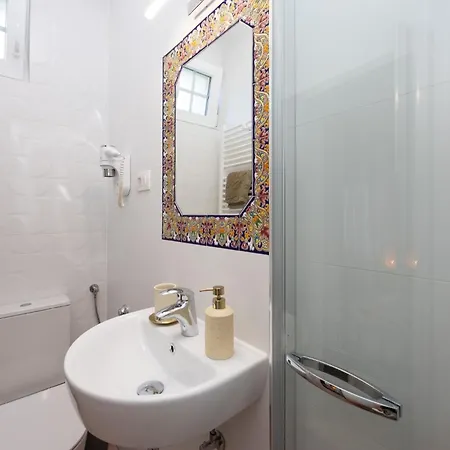 The Three Flowers Pool House Apartment Trogir
