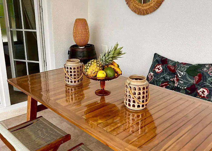 Apartman The Three Flowers Pool House Trogir