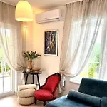 Apartment The Three Flowers Pool House Trogir